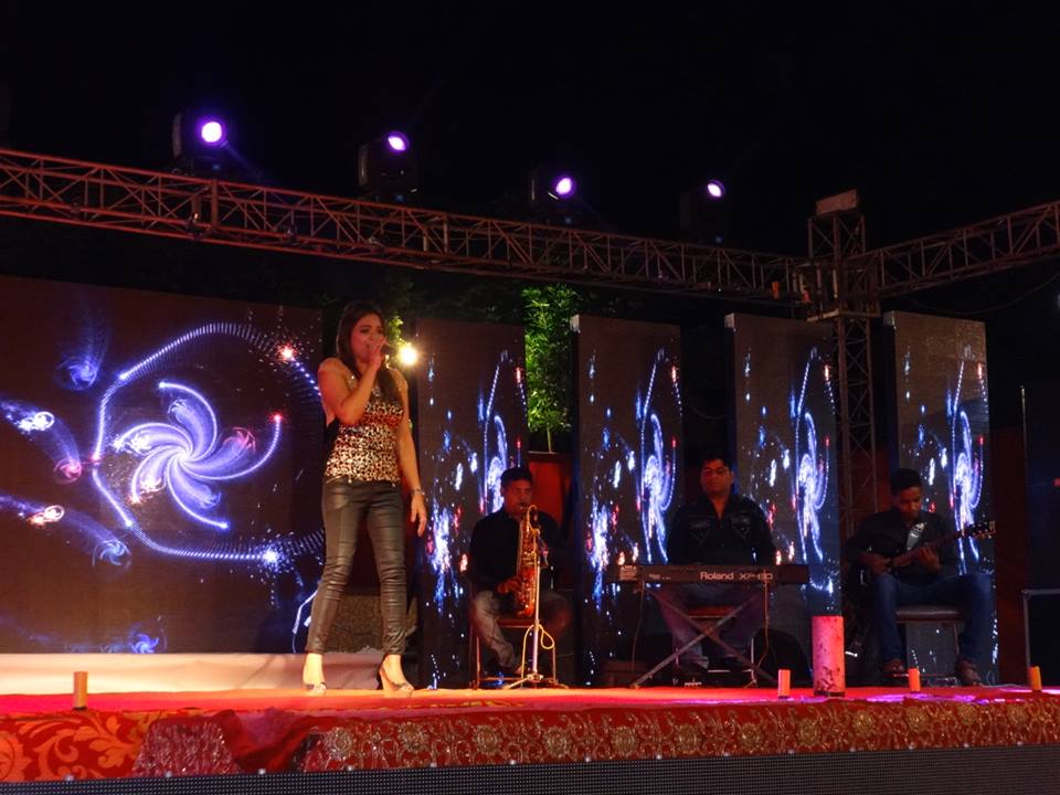 best live band with girl himachal-pradesh