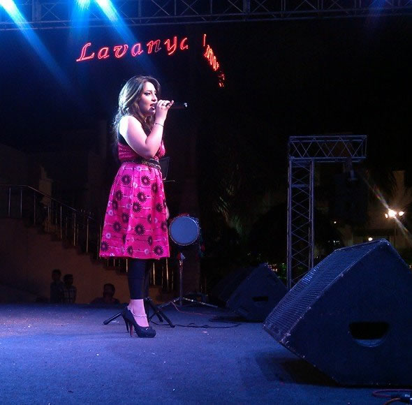 female singer himachal-pradesh